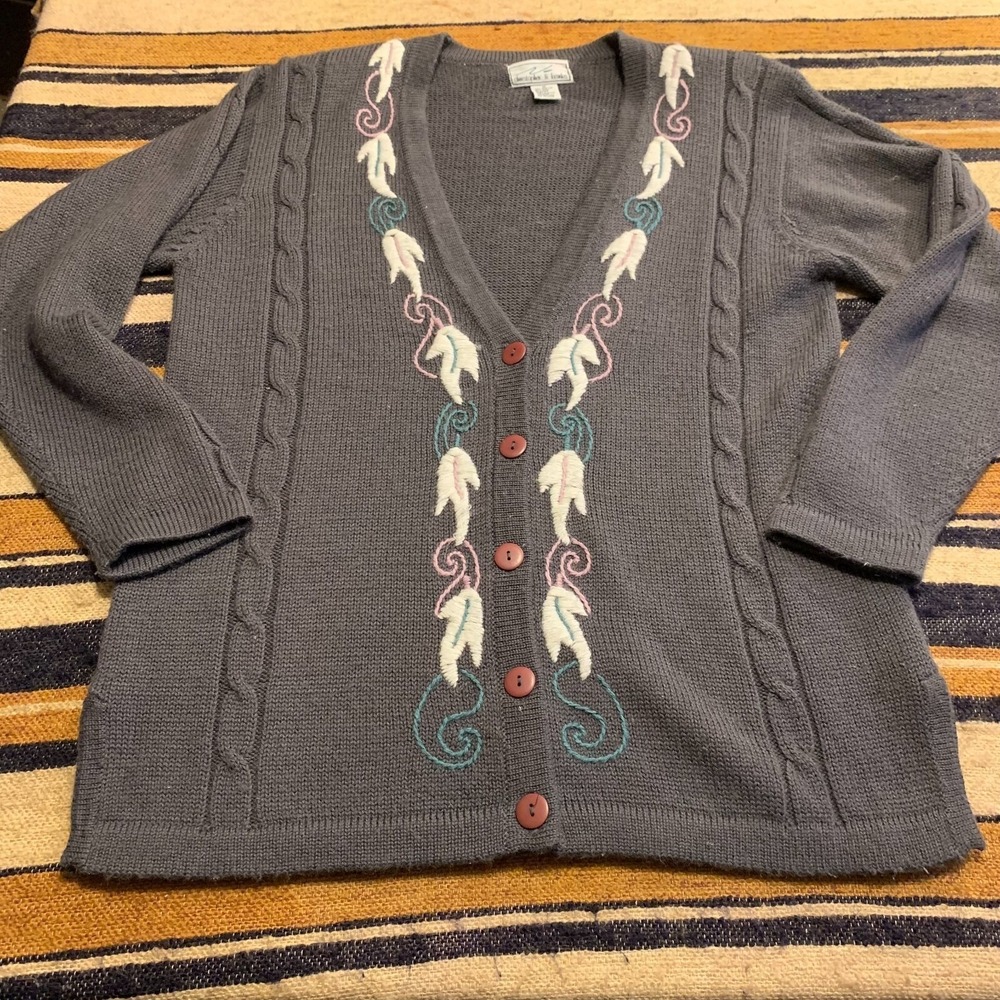 VTG Christopher & Banks Gray Wool Embroidered Cardigan Sweater Cottage Granny M